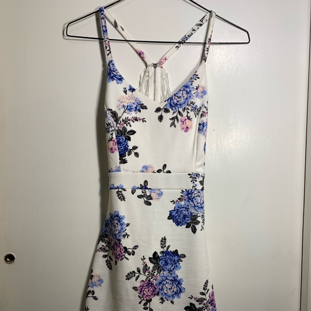 floral bodycon dress 🌸